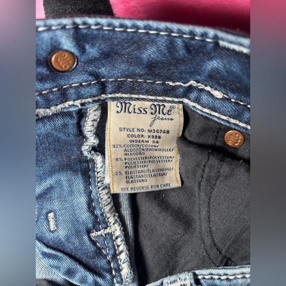 Miss Me Chloe Boot Cut - Picture 10 of 11